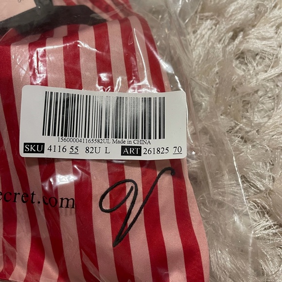 Brand 🆕VICTORIA'S SECRET Signature Satin & Bow Slippers - Picture 3 of 12